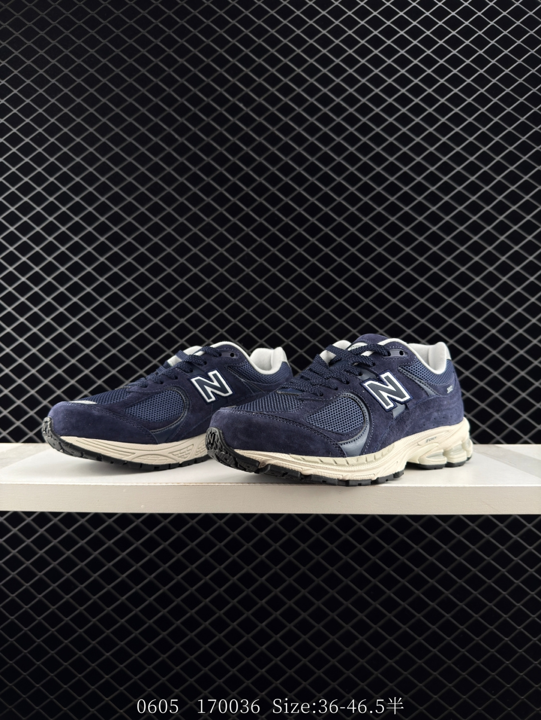 New Balance ML2002R0